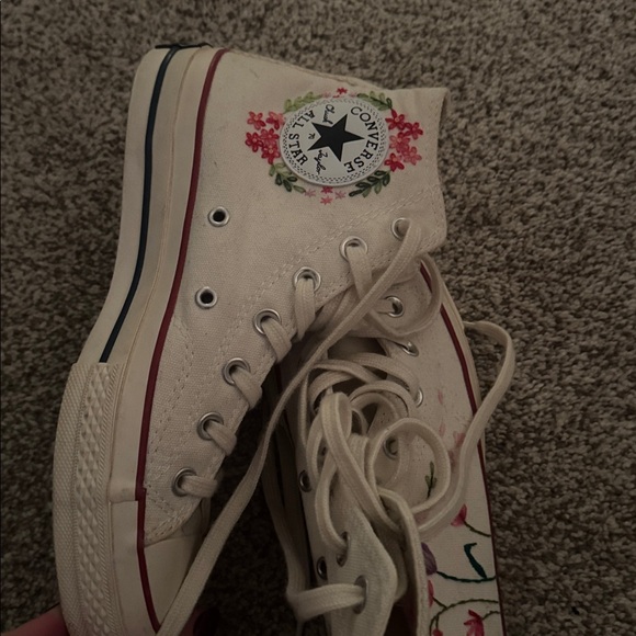 Converse White Floral High-Tops - Picture 6 of 6